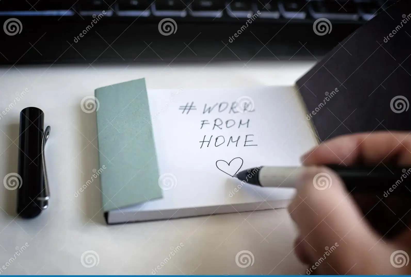 You are currently viewing Handwriting work from home: Earn from Anywhere